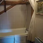 Le Petit Savriere Bed & Breakfast Tronget