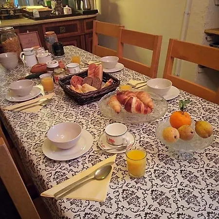 Le Petit Savriere Bed & Breakfast 3*
