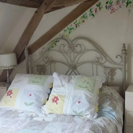 Le Petit Savriere Bed & Breakfast 3*