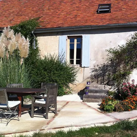 Le Petit Savriere Tronget