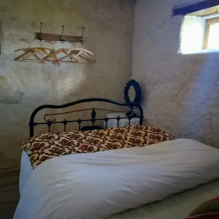 Bed & Breakfast Le Petit Savriere Tronget