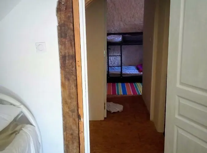 Le Petit Savriere 3* Tronget