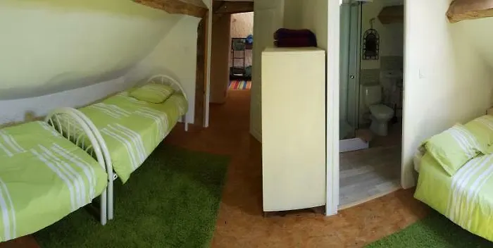 Bed & Breakfast Le Petit Savriere Tronget